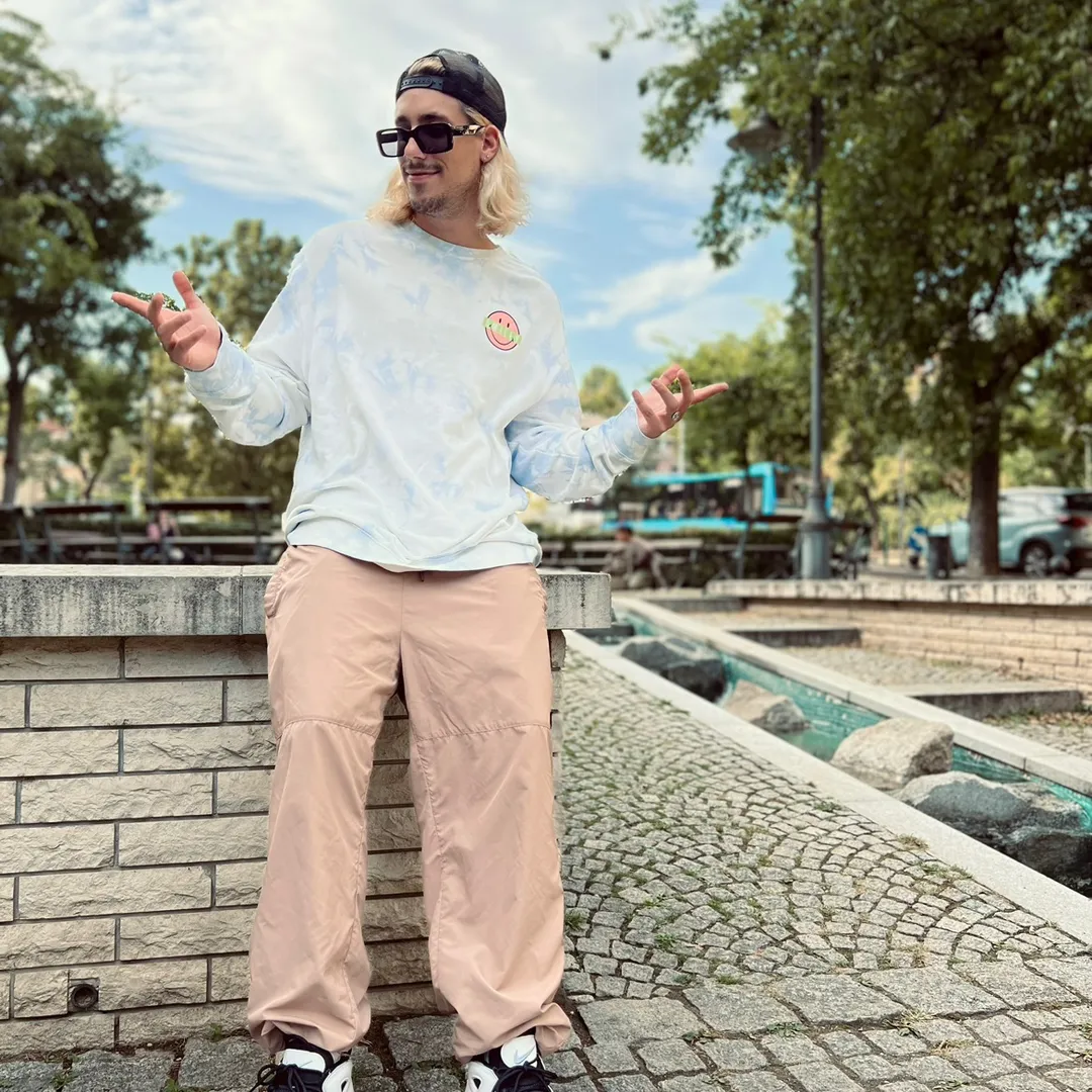 Kristóf Kovács kristofkovacs___